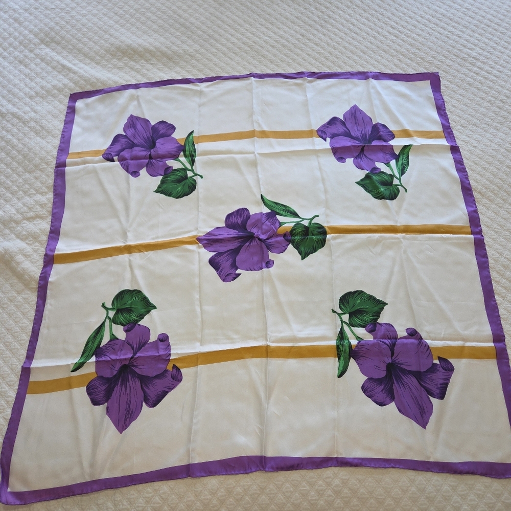 Vintage Golden Camel 100% Silk Square Scarf 34x34 inches Purple Lily Floral - Picture 2 of 9